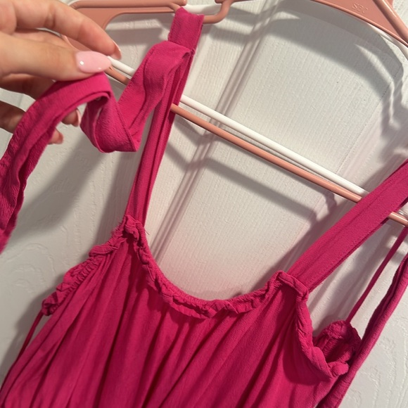 Pink romper - Picture 2 of 2